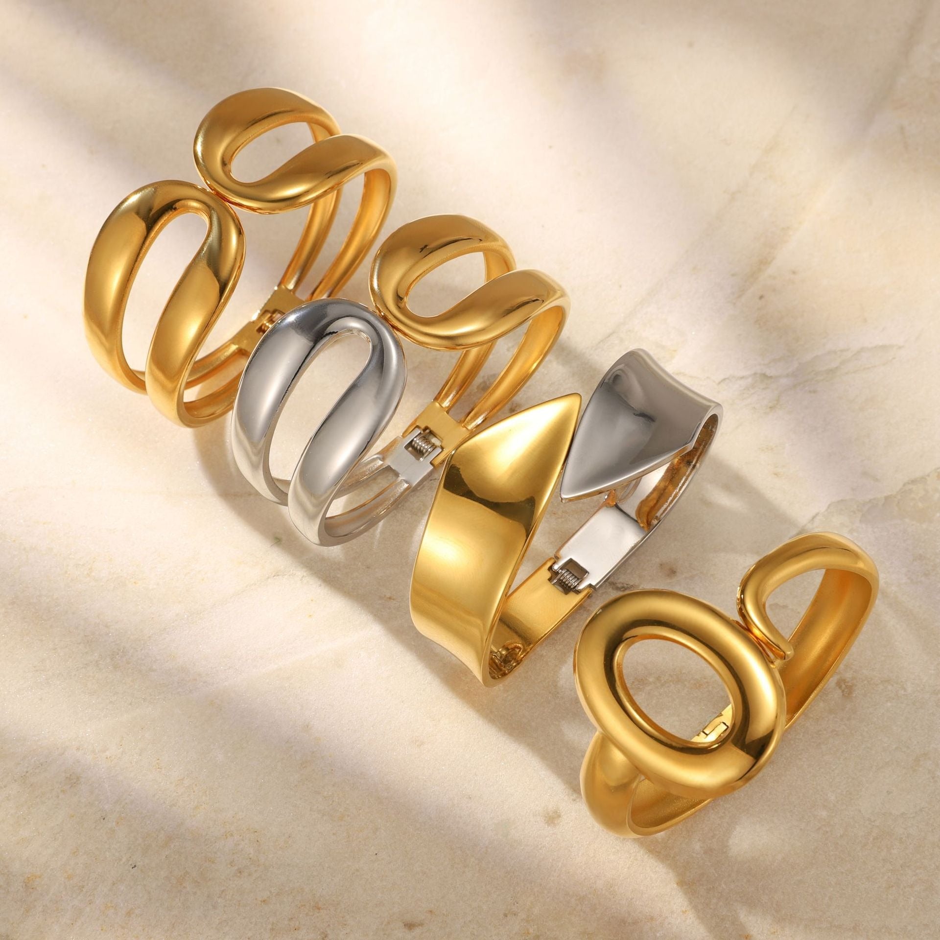 Kaze 18K Gold-Plated Titanium Steel Bracelet with Spring Clasp | Premium Bracelet in 9 Style Variants
