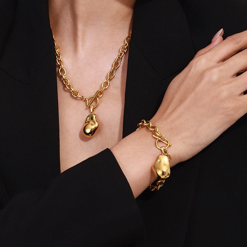 Kaze OT Buckle Geometric Floral Necklace &amp; Bracelet Set | 18K Gold Titanium Steel Jewellery