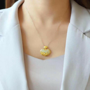 Kaze Vintage Carp and Lotus Pendant Necklace | Titanium Steel Light Luxury Asian Art Necklace
