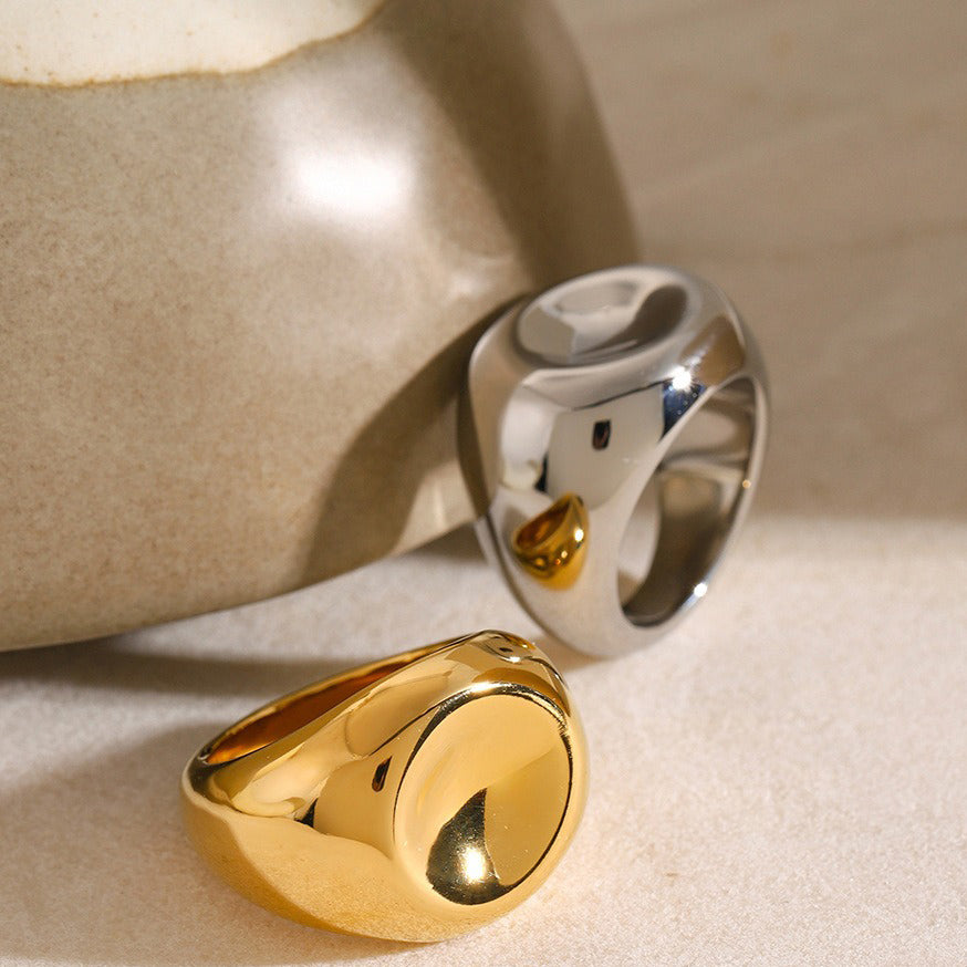 Kaze Elegant Geometric Design Ring | 18K Gold Light Luxury Ring in Gold &amp; Silver Sizes 6–8