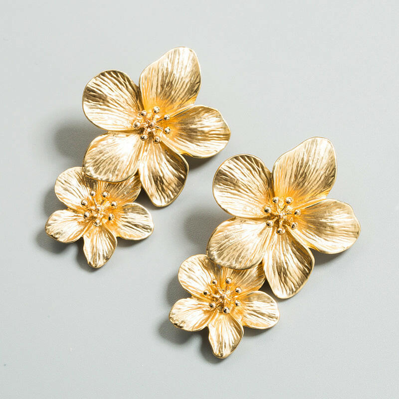 Kaze Golden Flower Earrings | Gold-Plated Floral Stud Earrings for Women