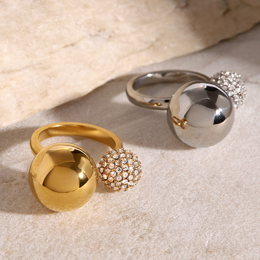 Kaze Large and Small Ball Diamond Ring | 18K Gold Sculptural Statement Ring in Gold &amp; Silver