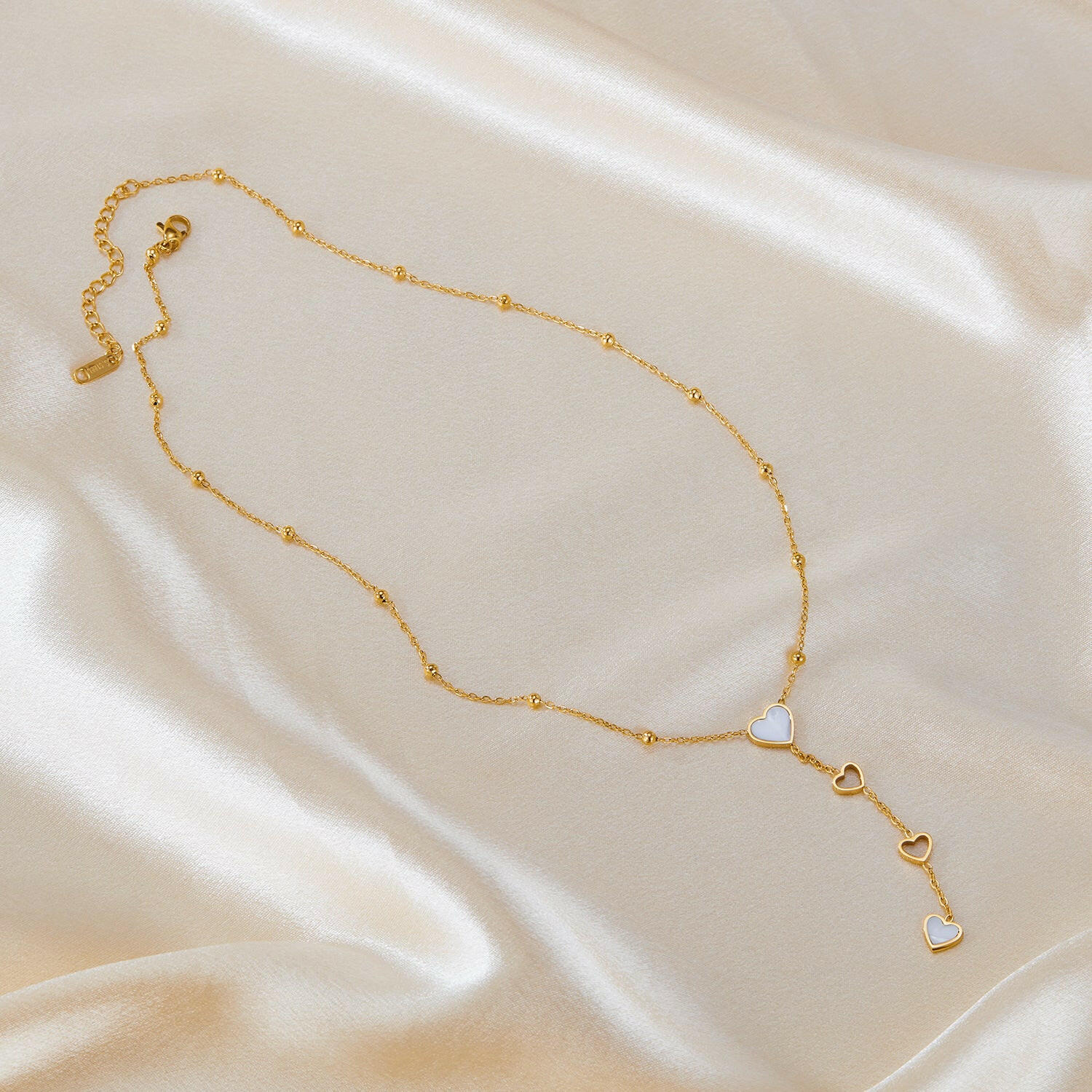 Kaze Tassel Hollow Mother-of-Pearl Necklace | Gold Stainless Steel Pendant Necklace