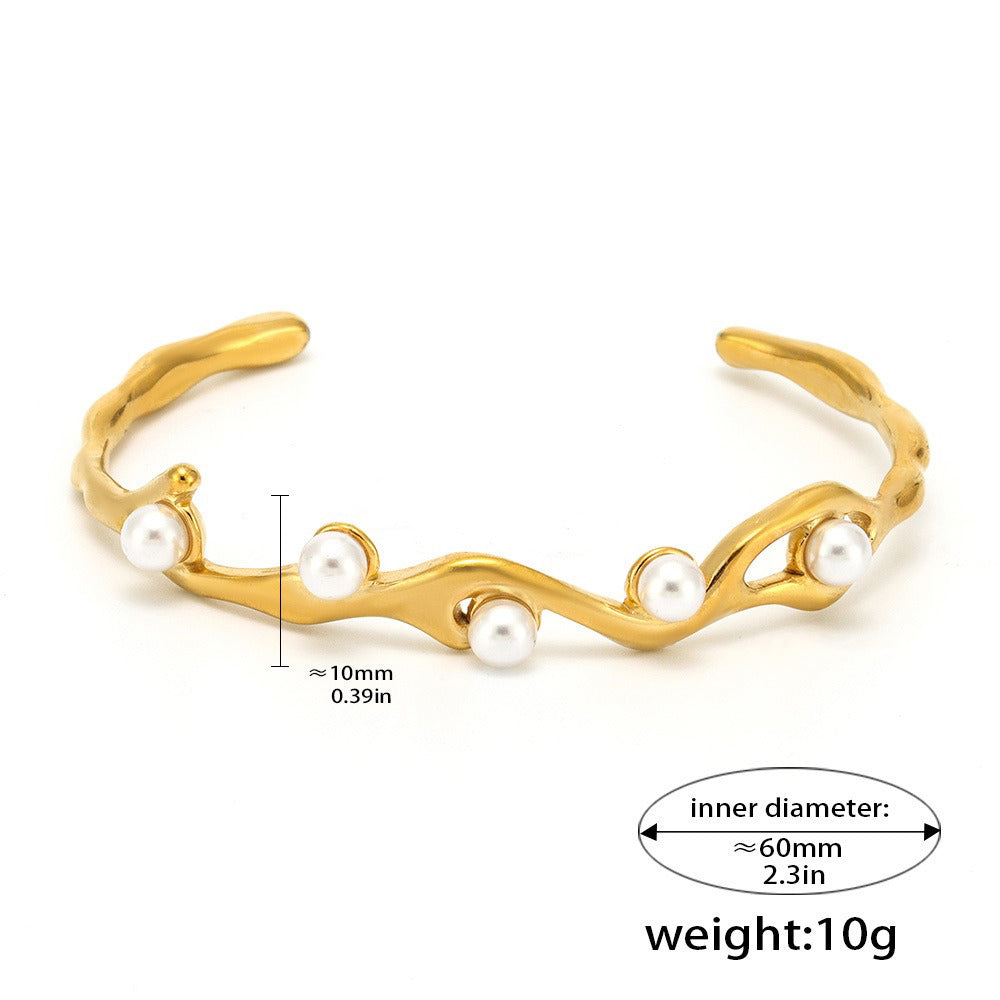 Kaze Irregular C-Shape Pearl Bangle | 18K Gold Pearl Inlaid Open Bracelet in Gold &amp; Silver