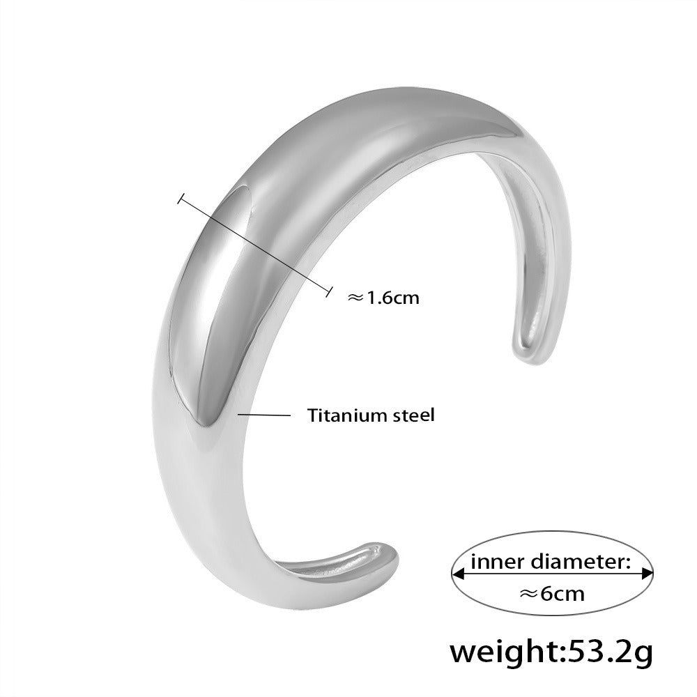 Kaze Classic C-Shape Open Bangle | 18K Gold Adjustable Fashion Bracelet in Gold &amp; Silver