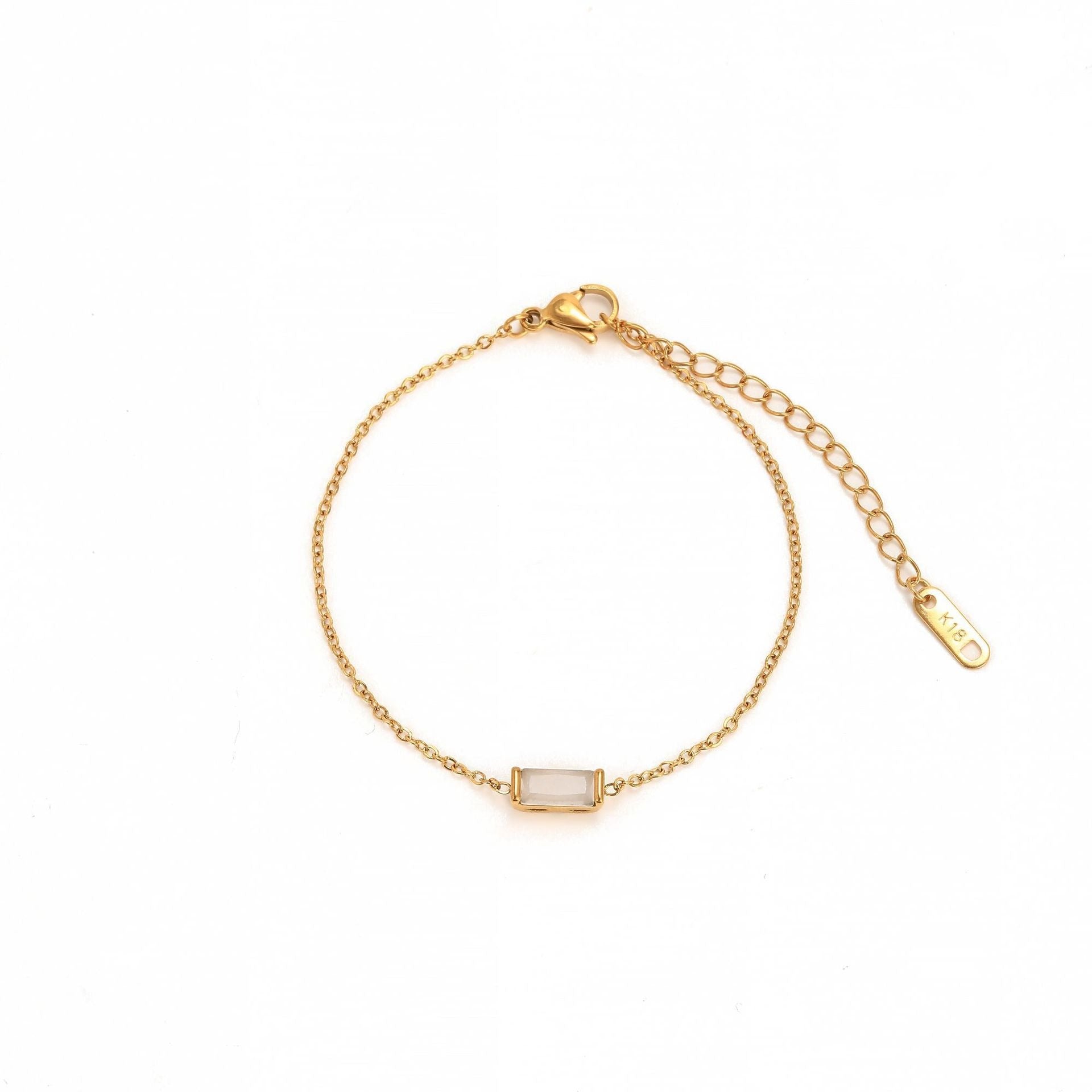 Kaze 18K Gold Vintage Pearl and Birthstone Bracelet | Sailor Clasp Luxury Bracelet