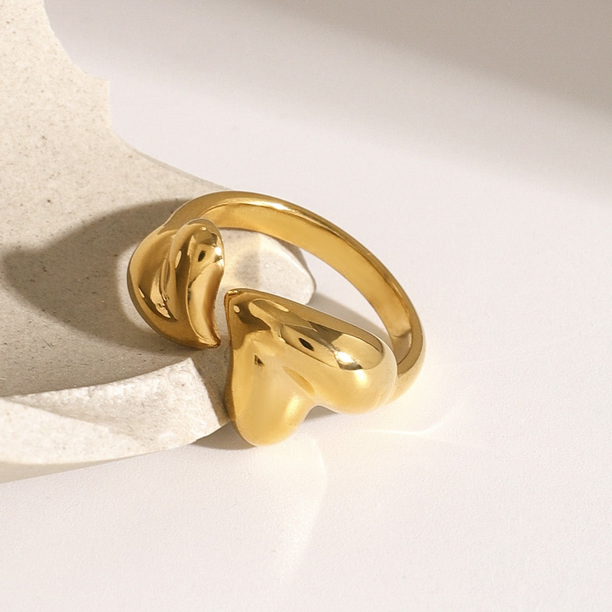 Kaze Double Heart Luxury Open Ring | 18K Gold Romantic Adjustable Ring