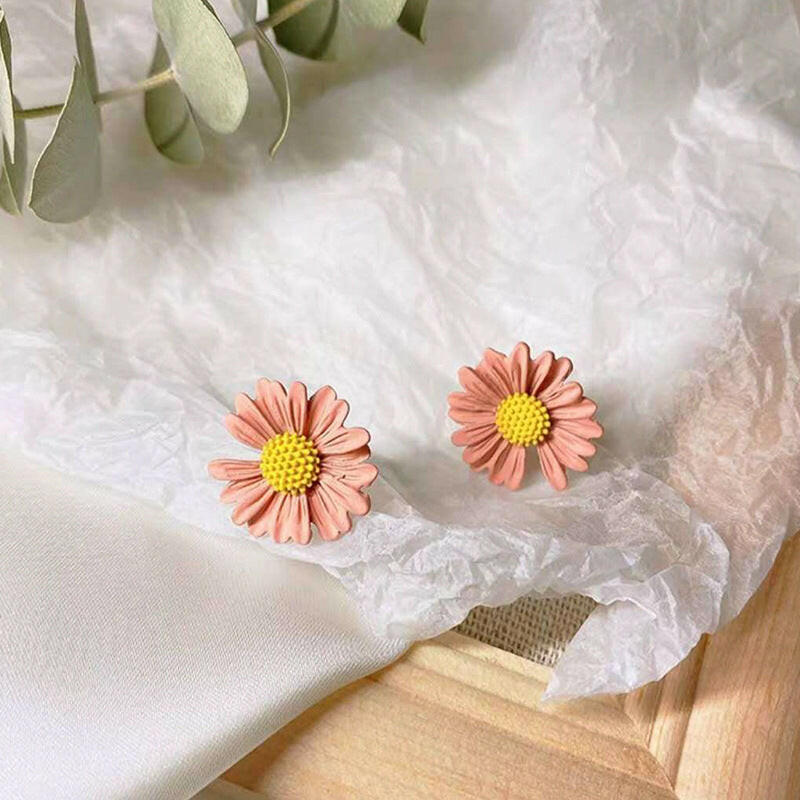 Kaze S925 Sterling Silver Geometric Earrings | Hypoallergenic Modern Stud Earrings