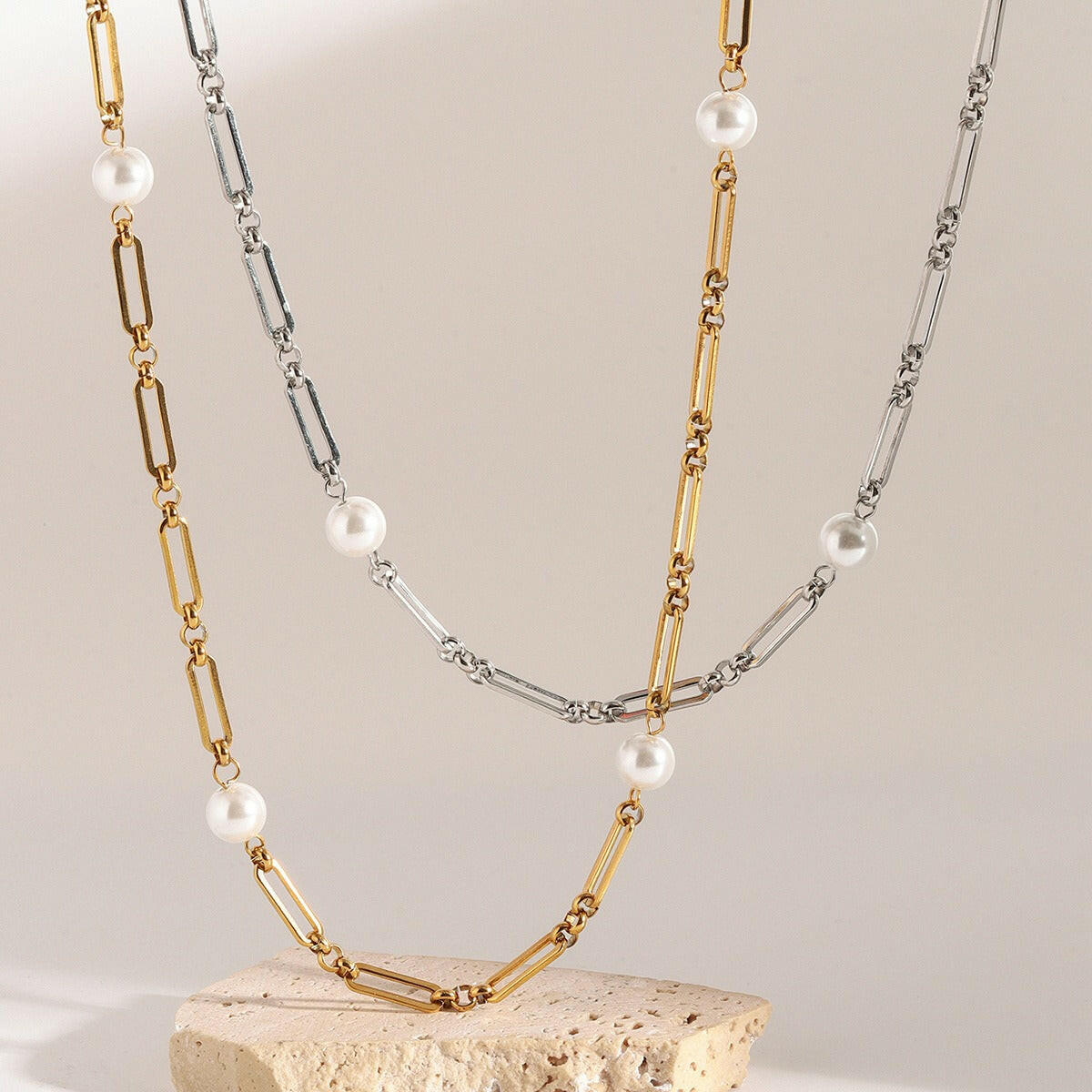 Kaze Pearl Gold Necklace | 18K Gold Pearl Pendant Necklace for Women