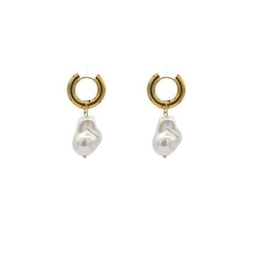 Kaze Irregular Gold Pearl Earrings | Asymmetric Gold &amp; Freshwater Pearl Earrings