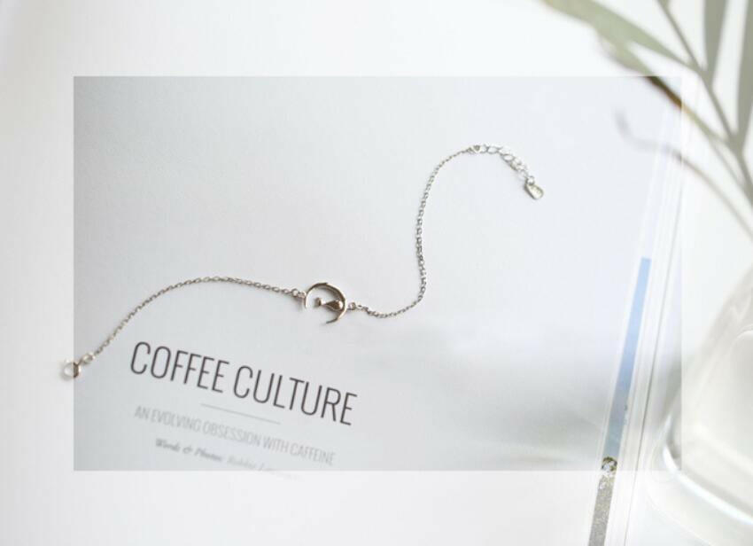 Kaze Cat on the Moon S925 Bracelet | Sterling Silver Lunar Cat Charm Bracelet