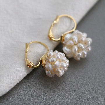 Kaze Minimalist 14K Gold-Plated Natural Pearl Drop Earrings | Classic Pearl Drop Earrings Picture color