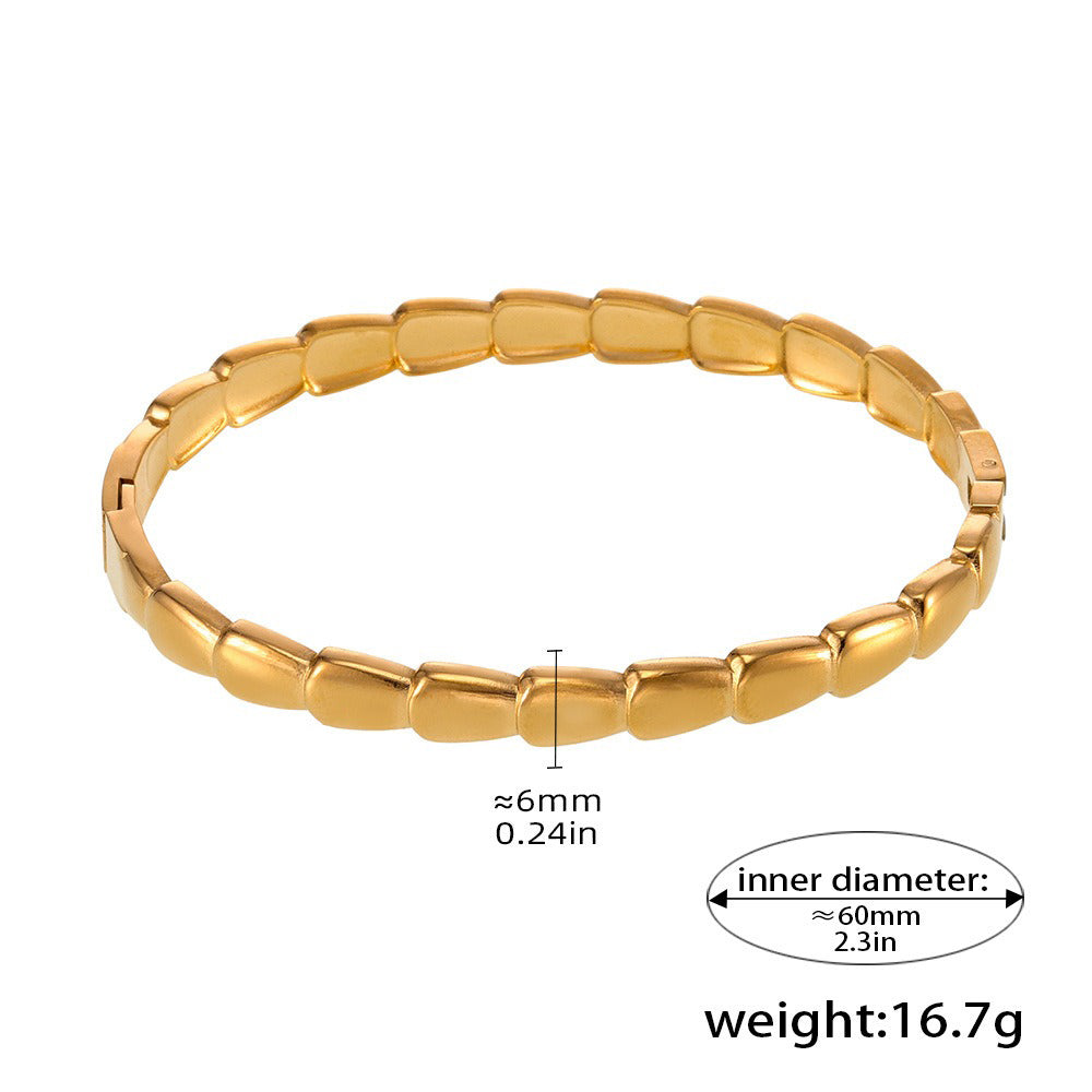 Kaze Geometric Hollow Design Bracelet | 18K Gold Statement Bangle — 12 Style Variants Style D-89