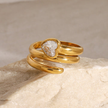 Kaze Luxury Heart-Shaped Gemstone Ring | 18K Gold Classic Heart Ring in Sizes 6–8 US