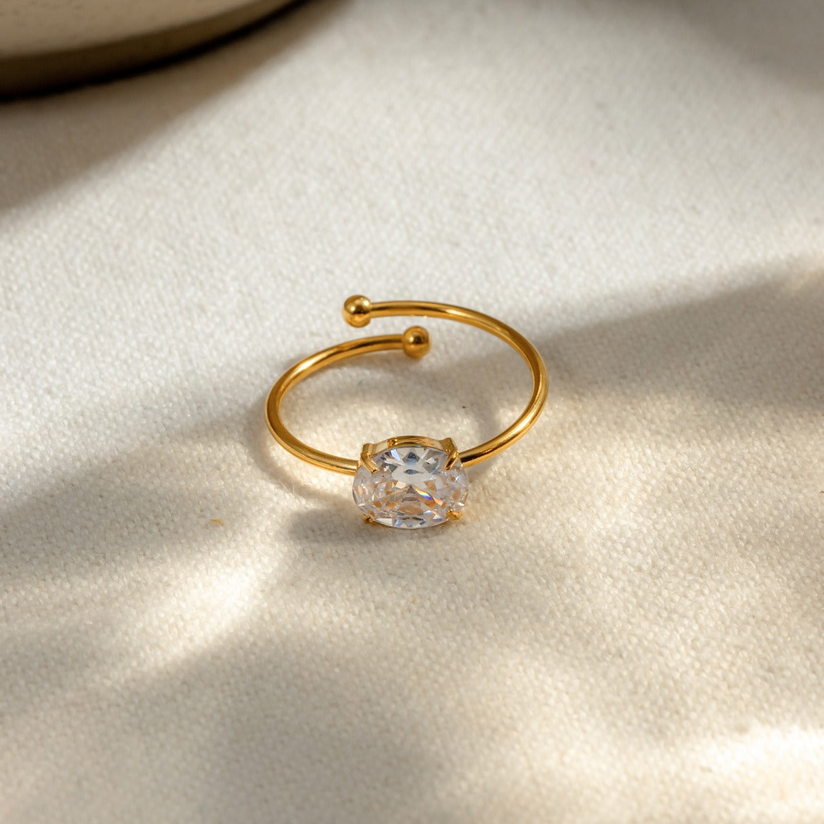 Kaze Cute Gemstone Adjustable Ring | 18K Gold Ring in White, Pink, Black &amp; Green