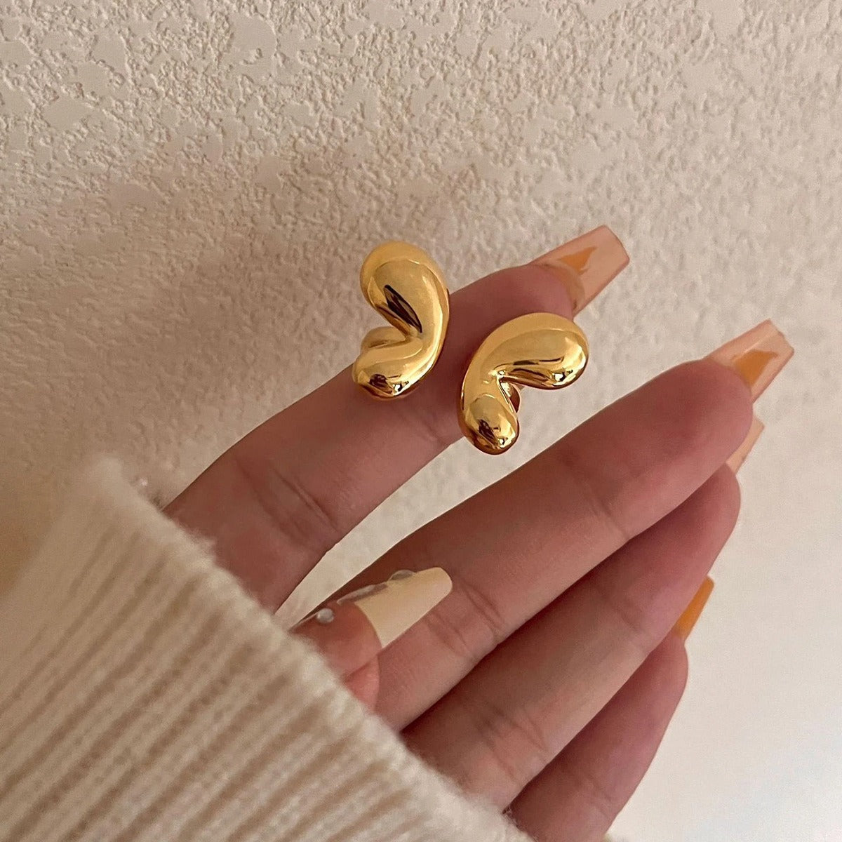 Kaze Elegant Lightweight Butterfly Open Ring | 18K Gold Adjustable Butterfly Ring