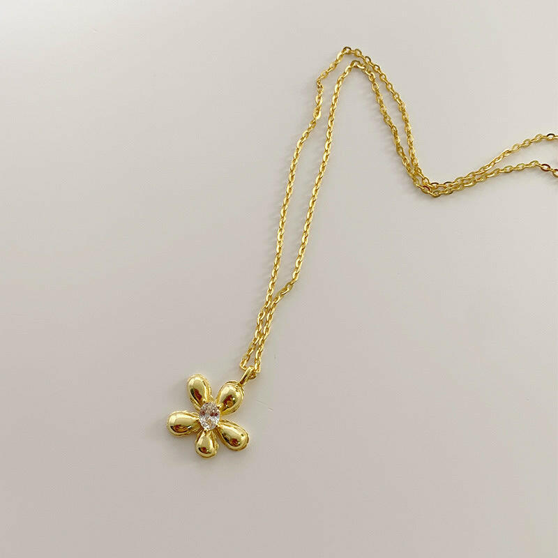 Kaze S925 Egg Blossom Pendant Necklace | Sterling Silver Floral Clavicle Chain Necklace Yellow Gold 925 Silver