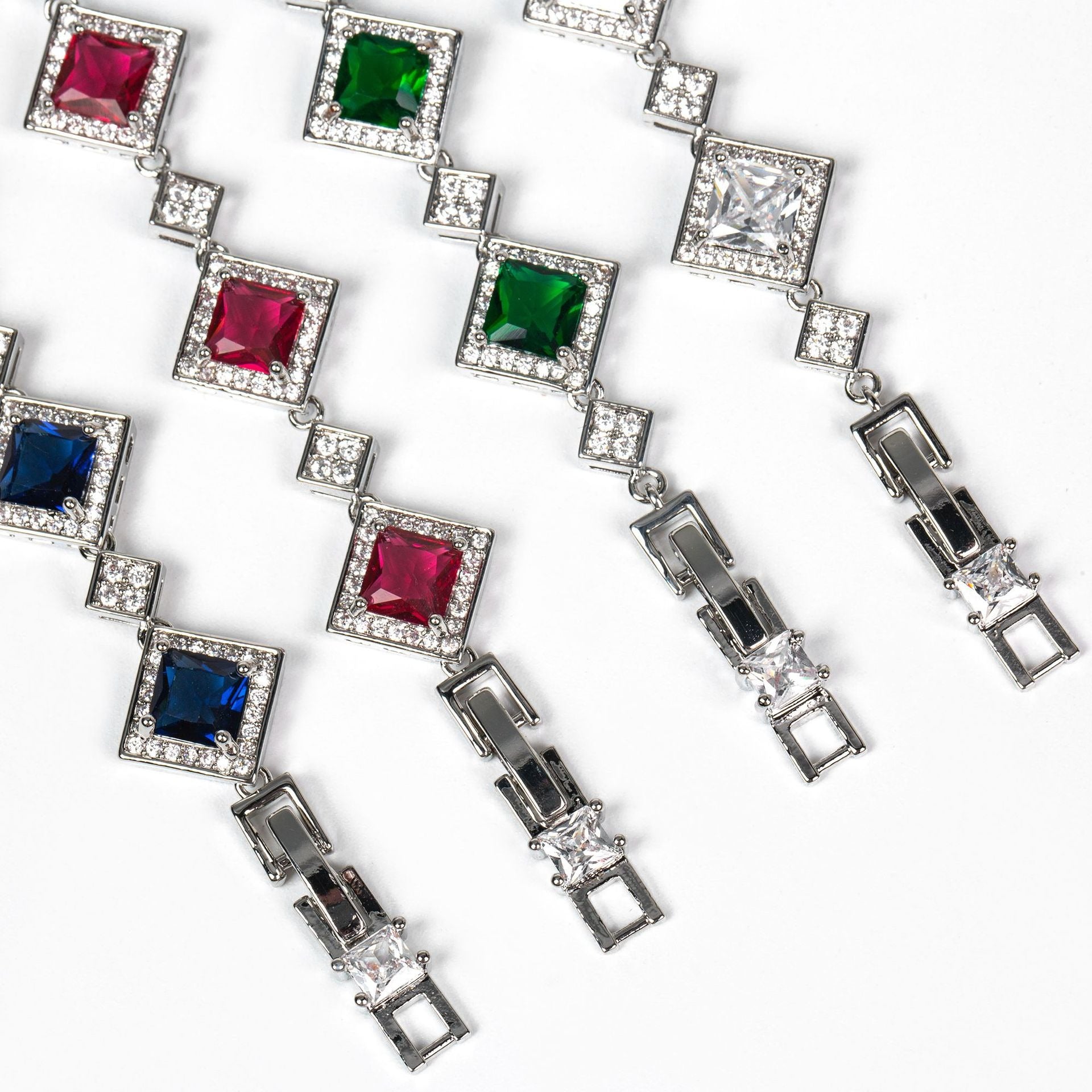 Kaze Square Star Triangular Zirconia Bracelet | S925 Silver Geometric Bracelet