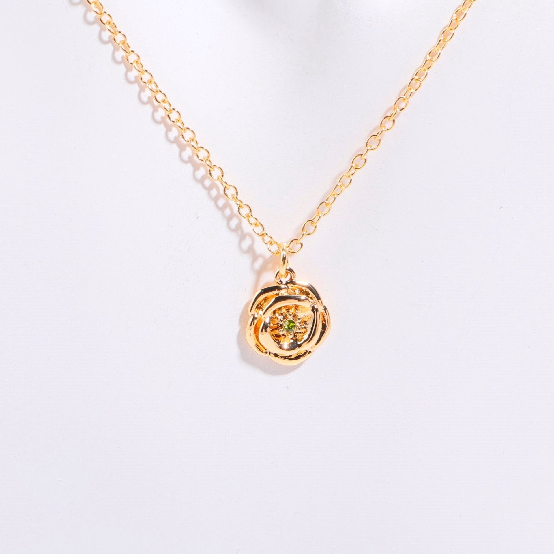 Kaze 18K Gold Birth Month Flower Bracelet | Personalised Floral Bracelet in All 12 Months