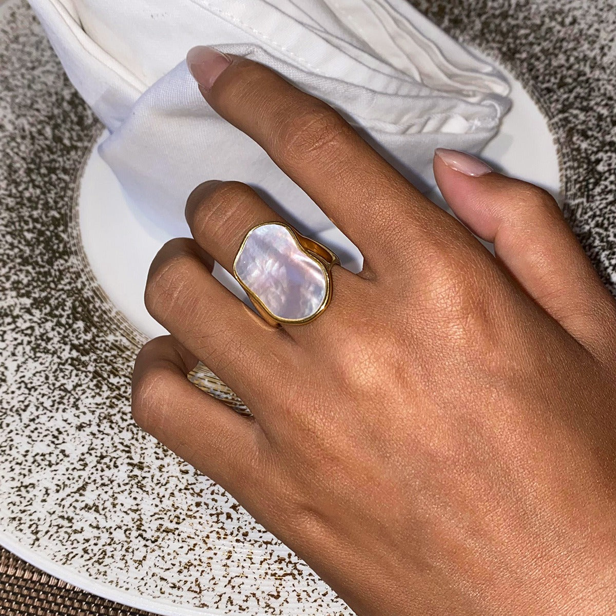 Kaze Geometric Gemstone High-End Open Ring | 18K Gold Luxury Statement Ring Size 7