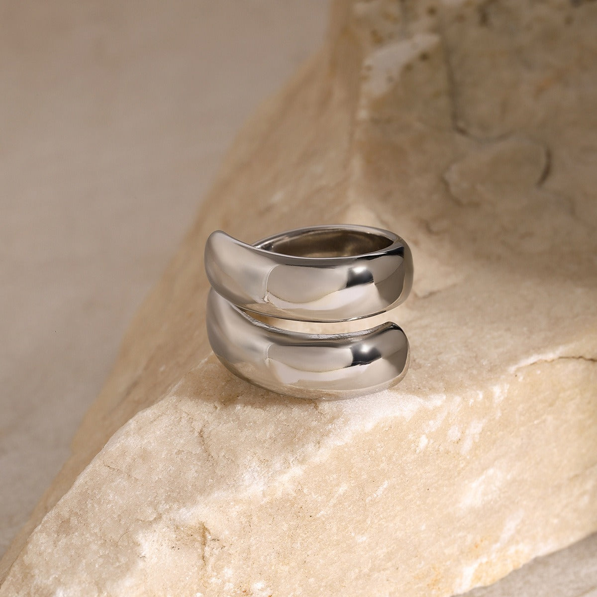 Kaze Double-Layer Spring-Shaped Ring | 18K Gold Elegant Adjustable Ring in Gold &amp; Silver