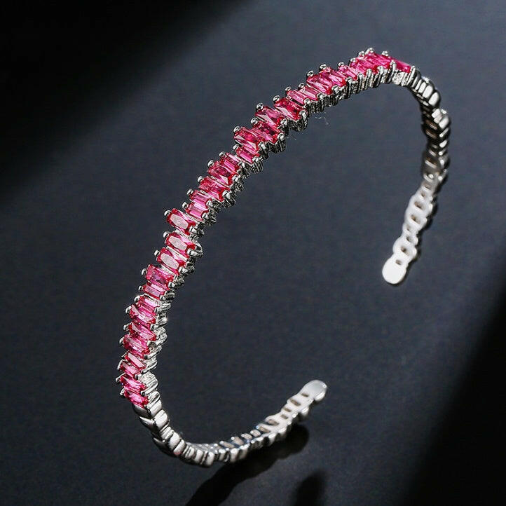 Kaze Micro-Inlaid Zircon Luxury Bracelet | Platinum, 18K Gold &amp; Rose Gold Diamond Bracelet Red
