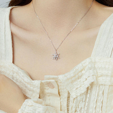 Kaze Zircon Ice Crystal Snowflake Necklace | Silver, Gold &amp; Rose Gold Pendant Necklace
