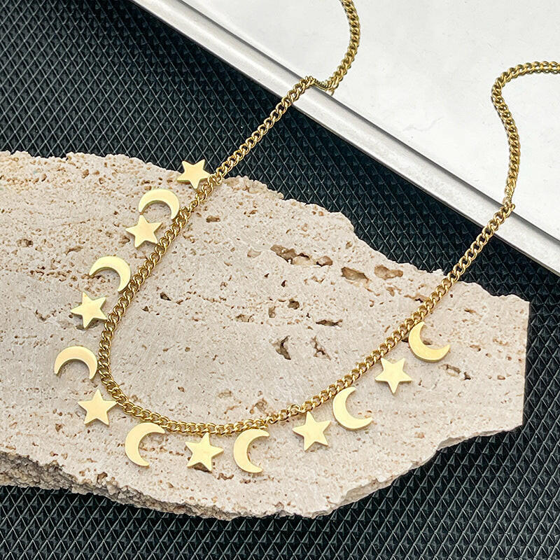Kaze Luxury Retro Star and Moon Tassel Necklace | Titanium Steel Gold Inlay Celestial Pendant
