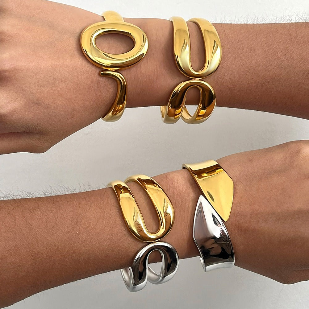 Kaze 18K Gold-Plated Titanium Steel Bracelet with Spring Clasp | Premium Bracelet in 9 Style Variants