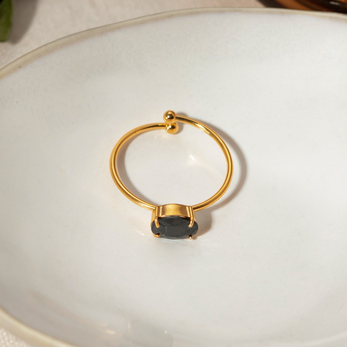 Kaze Cute Gemstone Adjustable Ring | 18K Gold Ring in White, Pink, Black &amp; Green