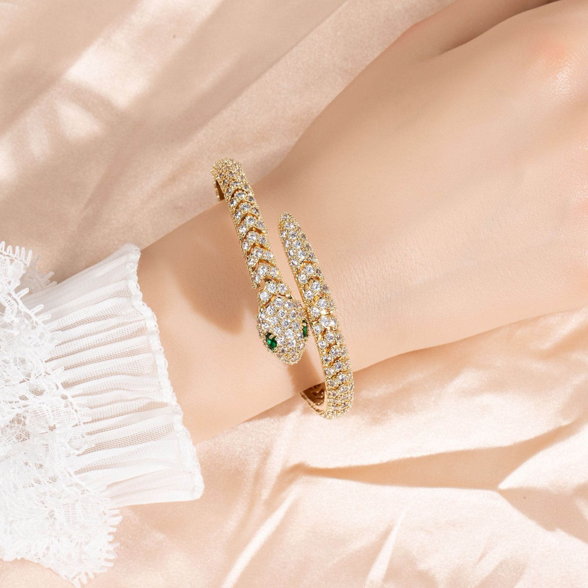 Kaze Snakebone Pavé Diamond Open Bangle | 18K Gold Full Cubic Zirconia Bangle Gold Base, White