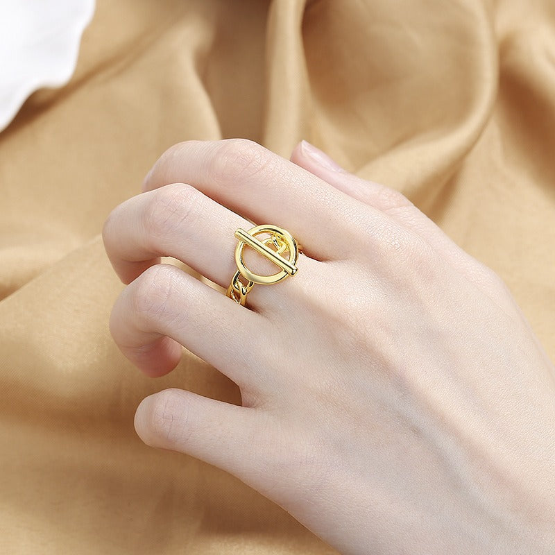 Kaze 18K Gold Minimalist Letter OT Clasp Ring | Adjustable Ring in Gold &amp; Silver