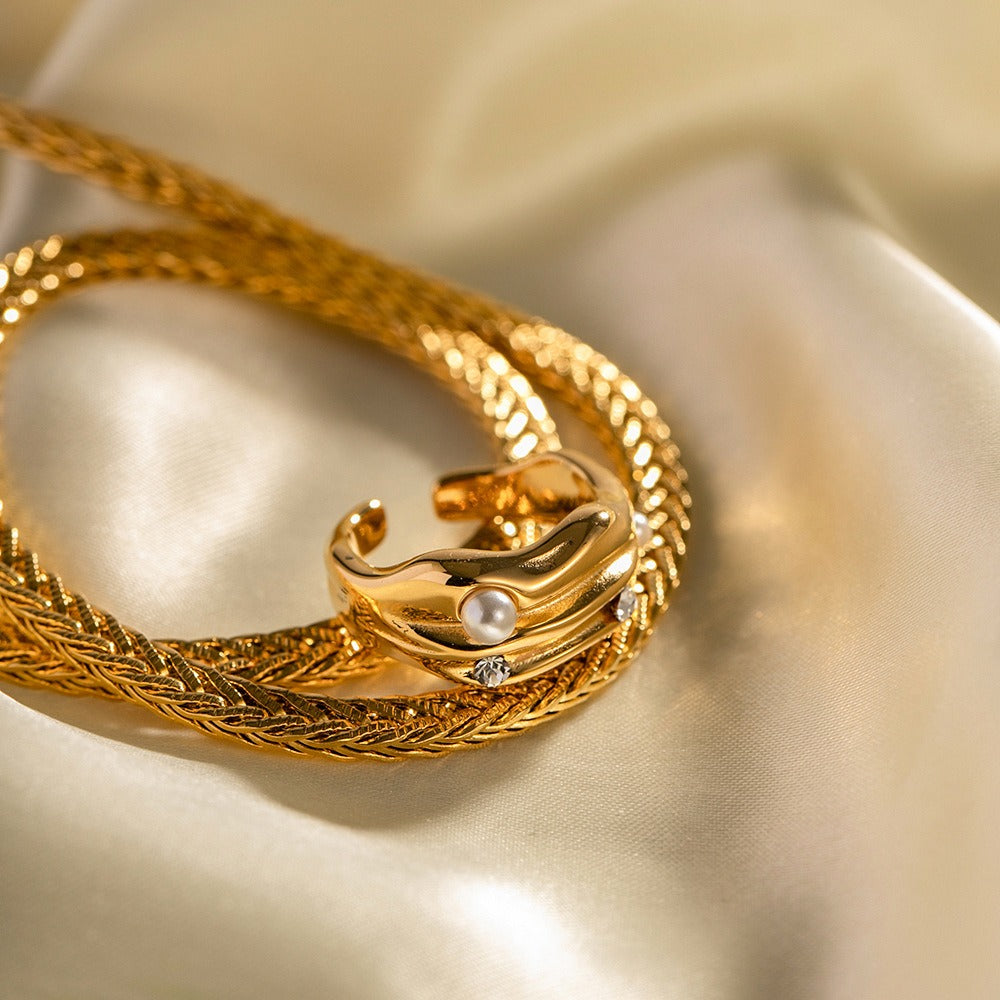 Kaze Pearl and Diamond Textured Open Ring | 18K Gold Luxury High-End Ring