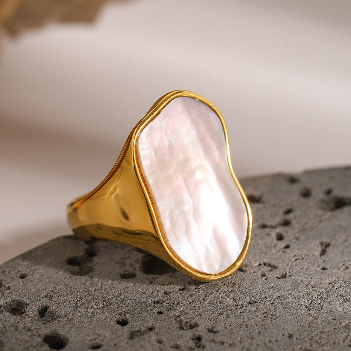 Kaze Geometric Gemstone High-End Open Ring | 18K Gold Luxury Statement Ring Size 7