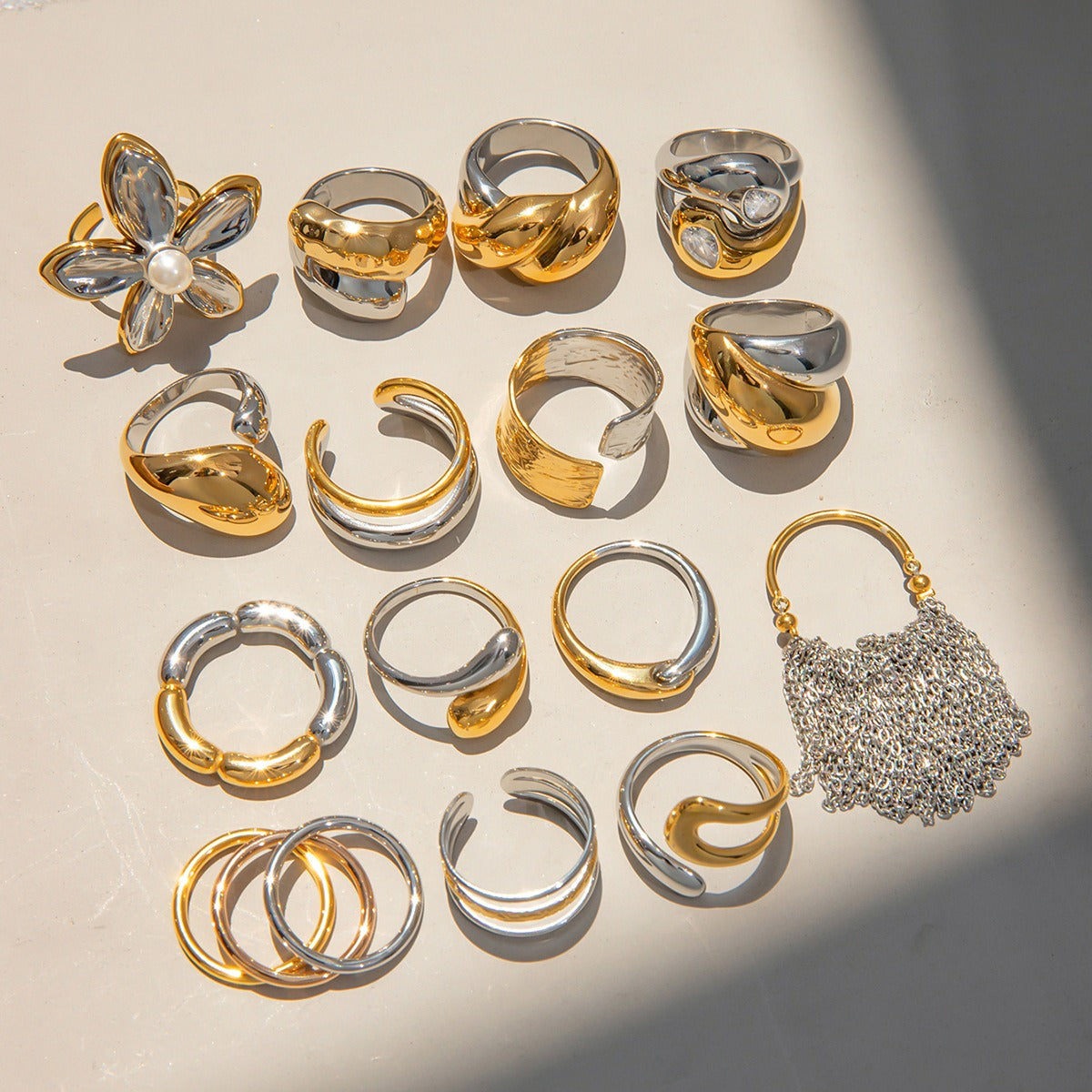 Kaze 18K Gold Geometric Fashion Ring Collection | 16 Style Variants in Contemporary Designs