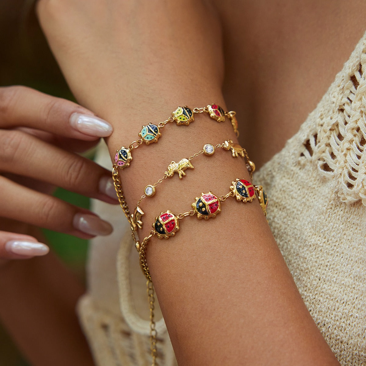 Kaze Ladybug Necklace &amp; Bracelet Set | 18K Gold Classic Ladybug Jewellery Set