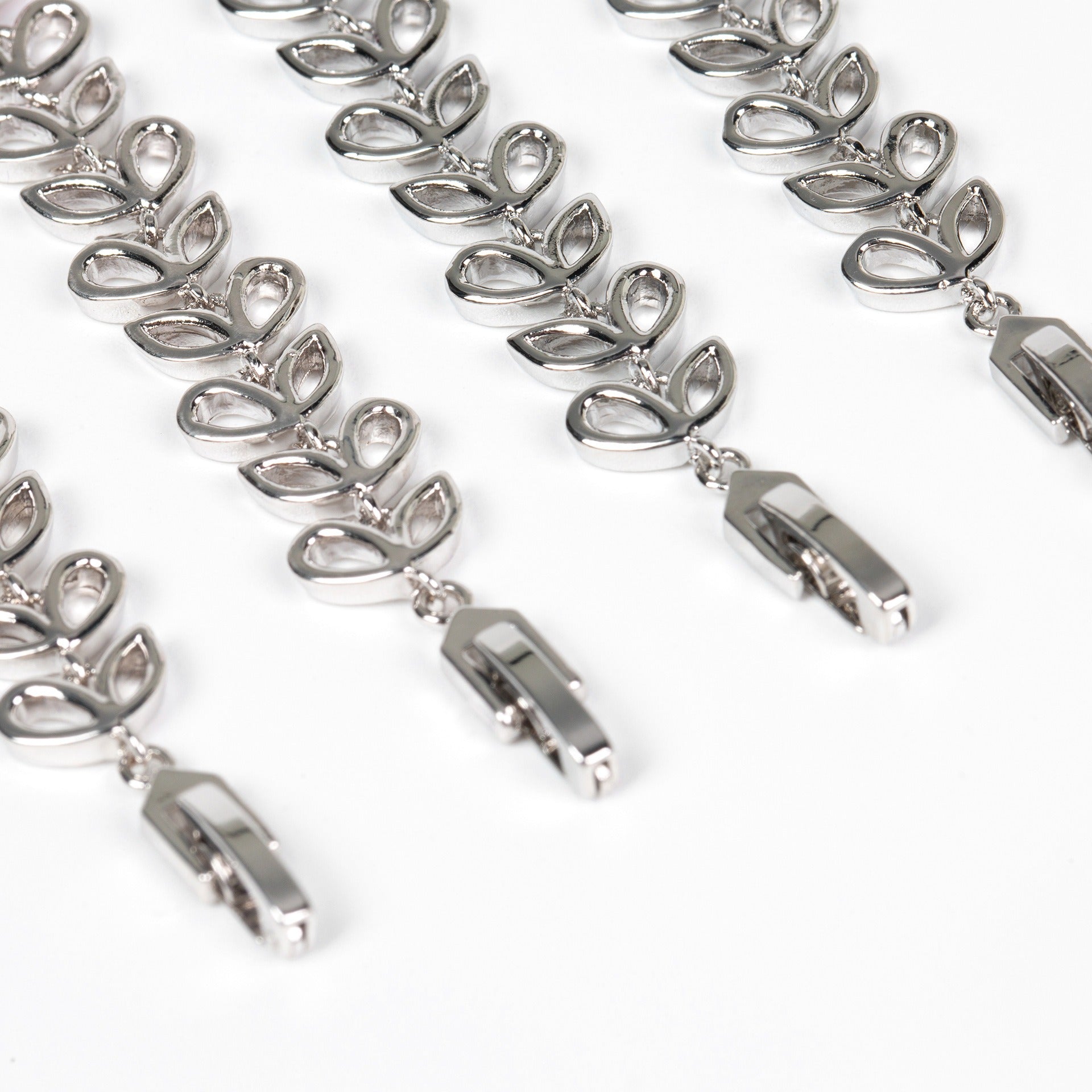 S925 Sterling Silver Micro-Pavé Zirconia Leaf and Fishtail Link Chain Bracelet