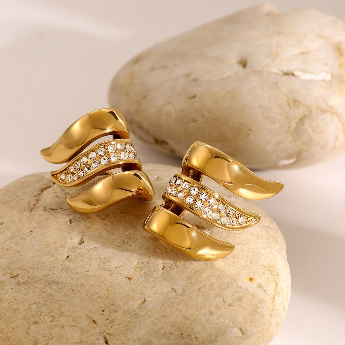 Kaze Flower Necklace and Ring Set | 18K Gold Botanical Matching Jewellery Set