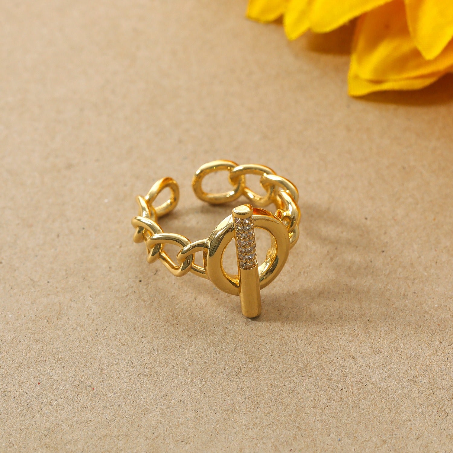 Kaze 18K Gold Openwork Buckle Design Ring | 3D Architectural Adjustable Gold Ring