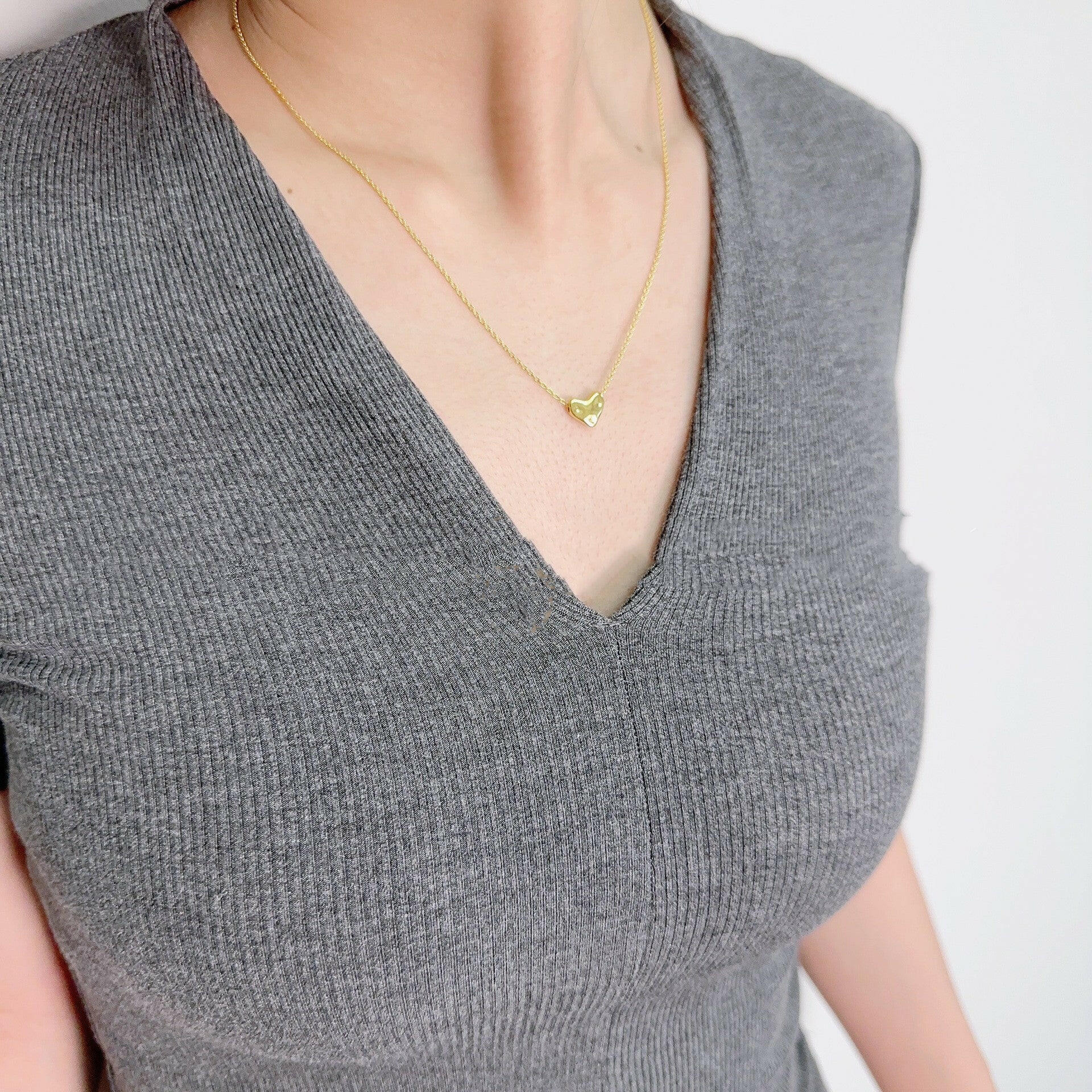 Kaze Flowing Heart-Shaped S925 Sterling Silver Necklace | Gold &amp; Silver Heart Pendant