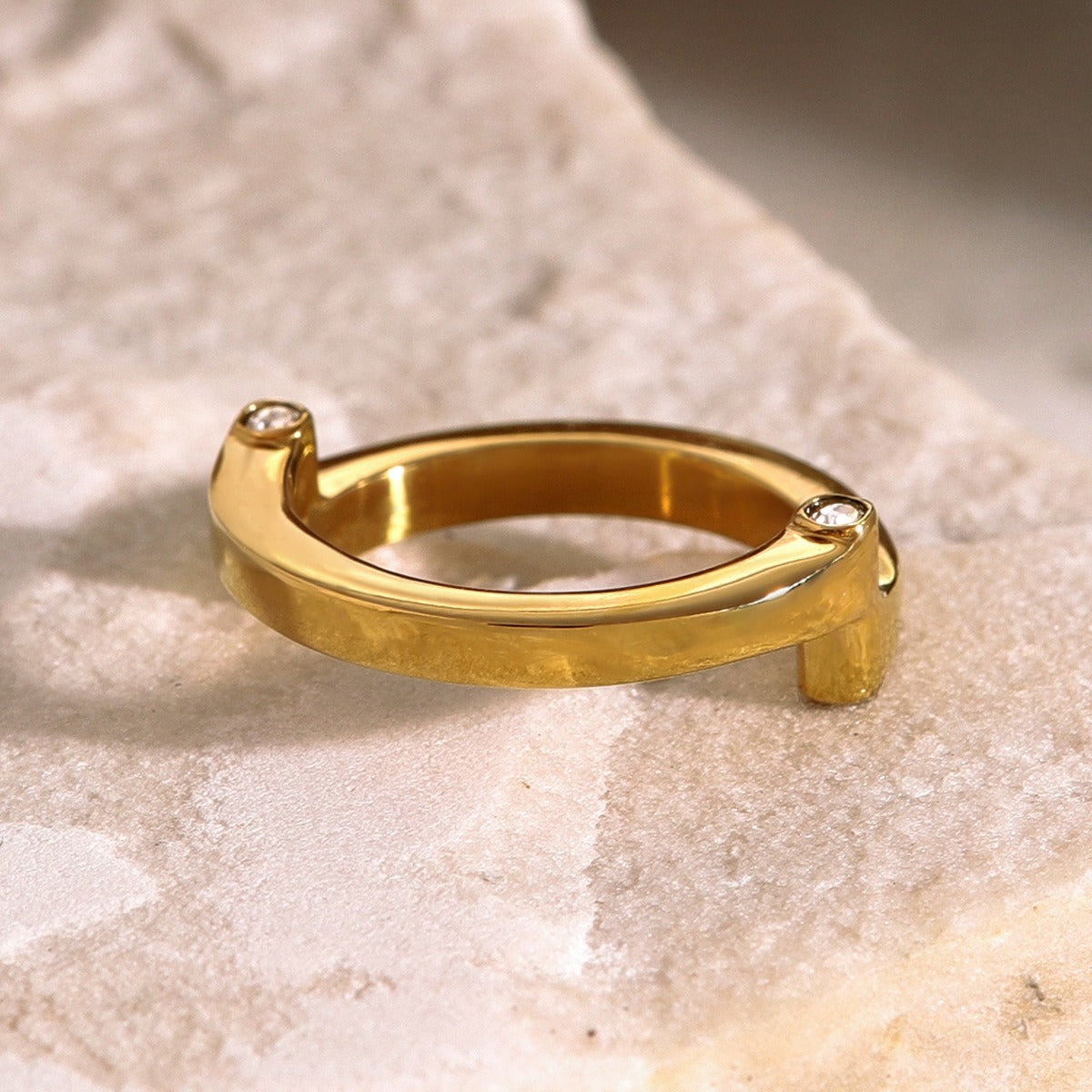 Kaze Stylish Asymmetrical Diamond Ring | 18K Gold Statement Ring Size 7