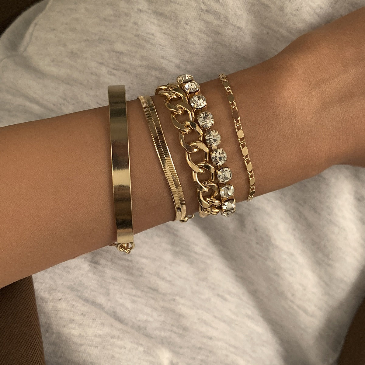 Kaze 18K Gold Retro Snake Bone Chain Diamond Bracelet | 18K Gold &amp; S925 Silver in Gold &amp; White