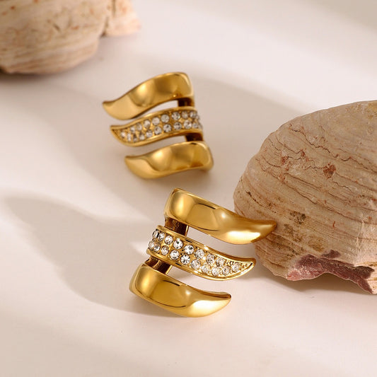 Kaze Flower Necklace and Ring Set | 18K Gold Botanical Matching Jewellery Set