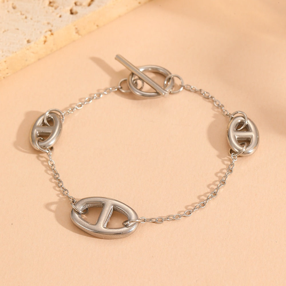 Kaze 18K Gold Smooth Pig Nose Necklace, Bracelet and Earrings Set | 8 Variant Gold Jewellery Set