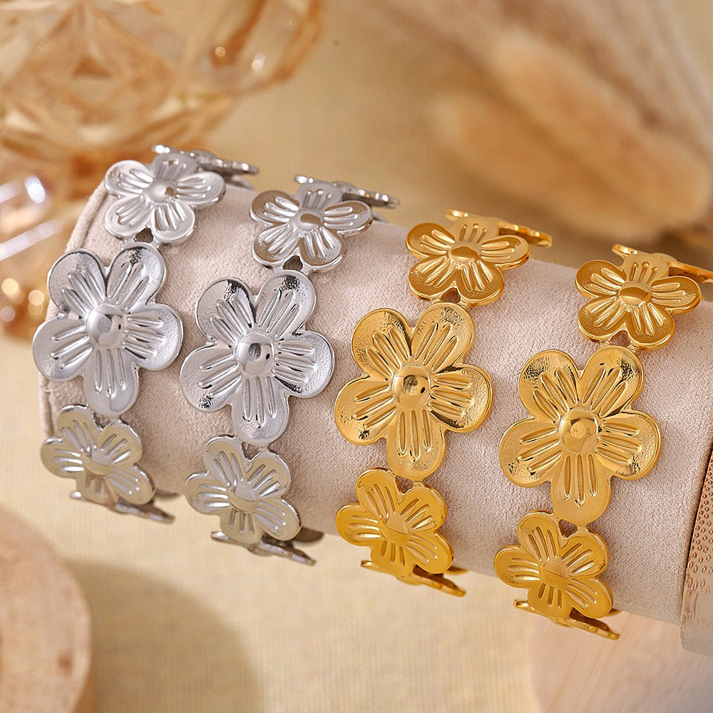 Kaze Flower-Shaped Textured Bracelet | 18K Gold Floral Bracelet in 10 Style Variants