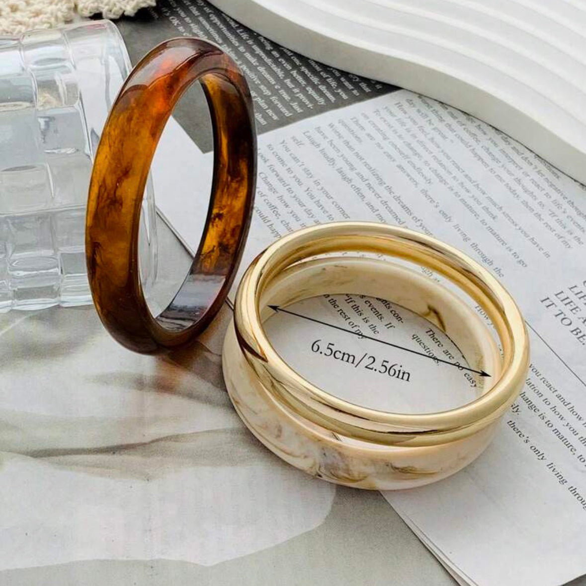 Kaze Amber Textured Vintage Bangle | Premium Resin Round Bangle for Women
