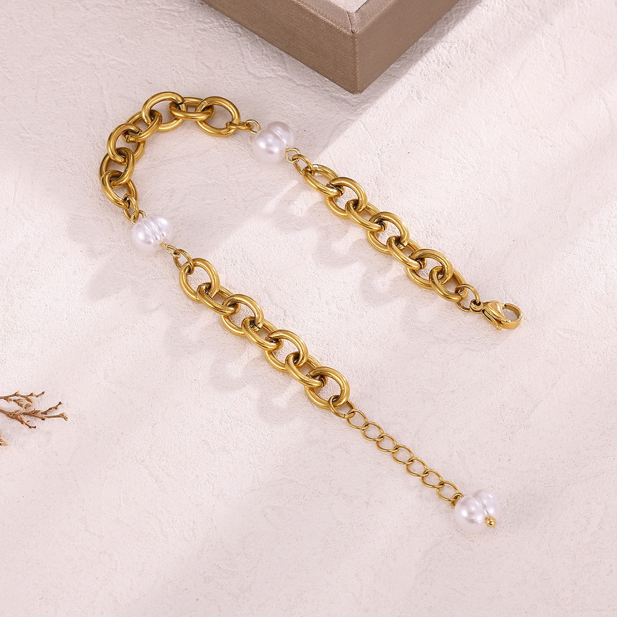 Kaze 18K Gold and Pearl Two-Tone Titanium Bracelet | Pearl &amp; Gold Titanium Bracelet in 2 Styles