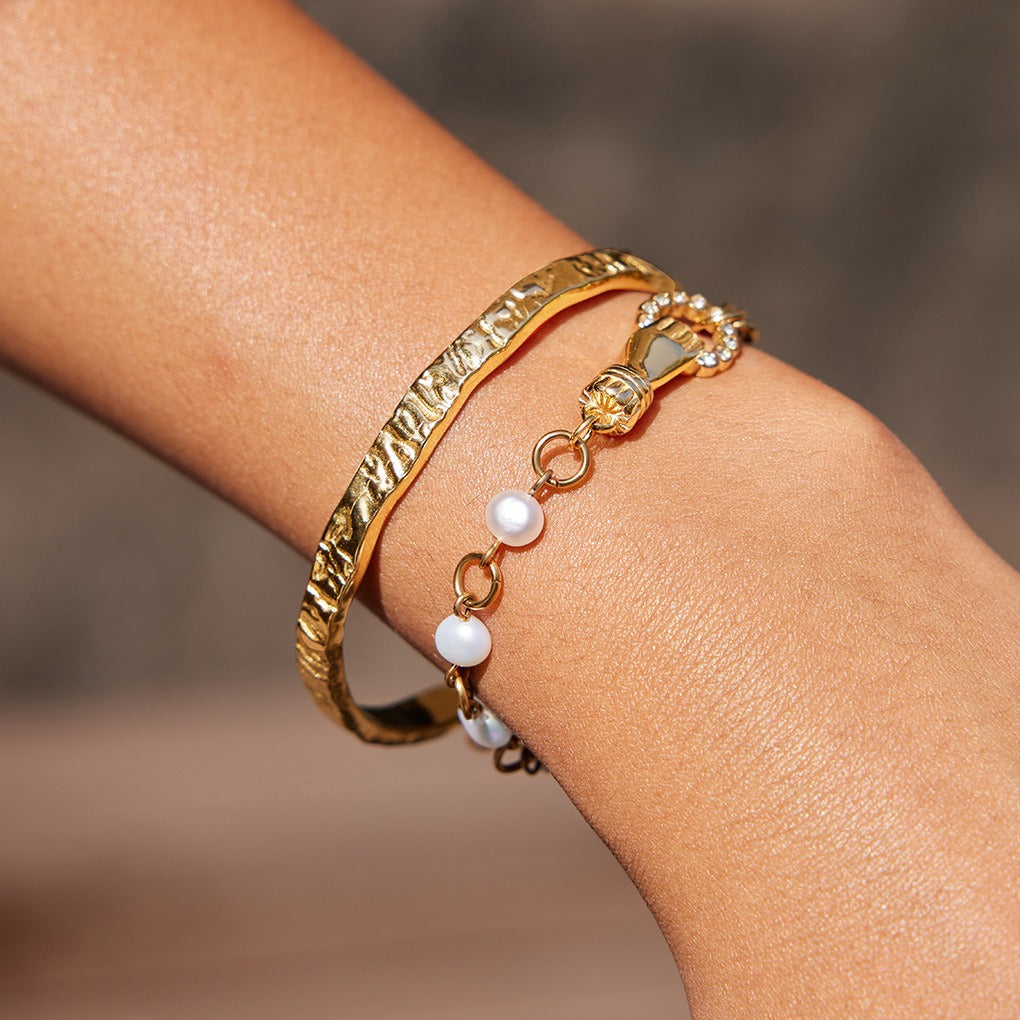 Kaze 18K Gold-Plated Lightweight Luxury Titanium Steel Bracelet | Premium Bracelet in 2 Style Variants