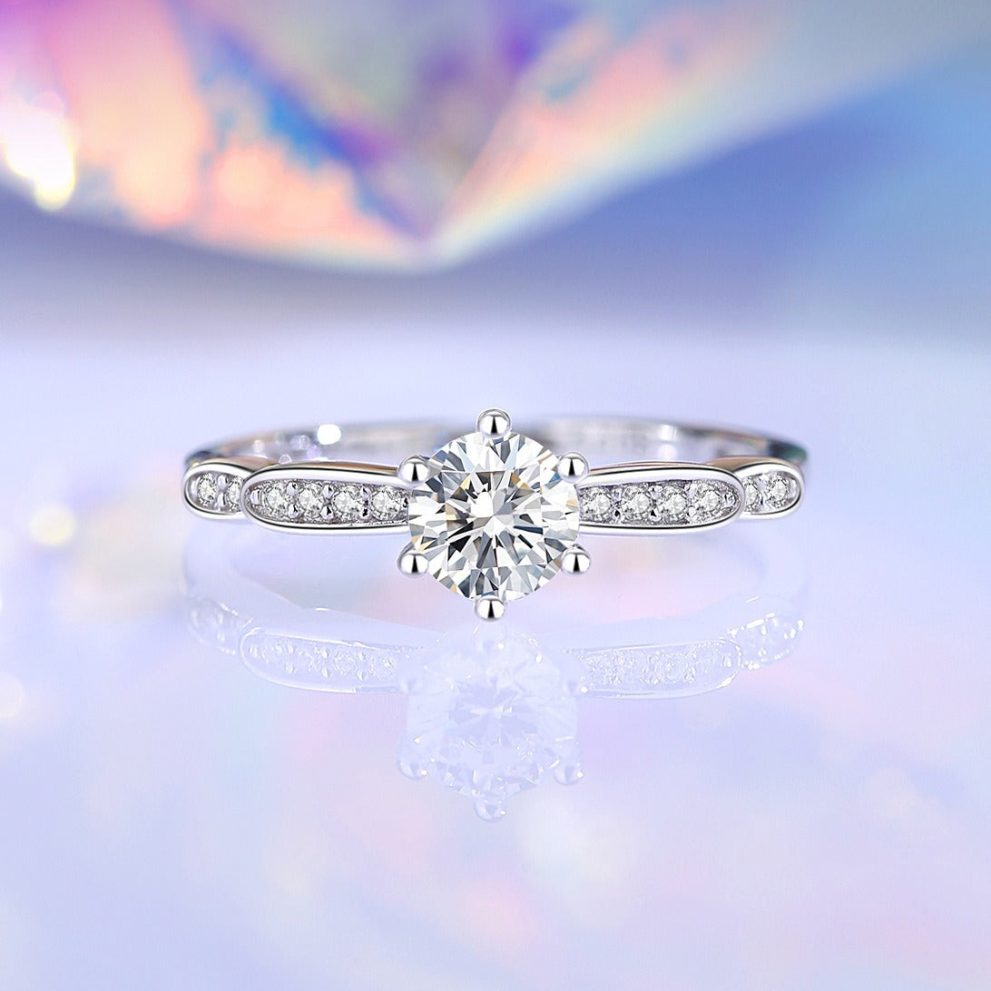 S925 Sterling Silver 0.5ct Moissanite Petal Ring