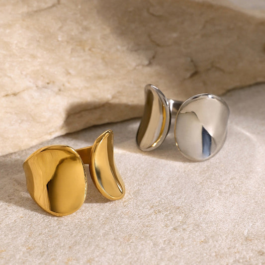 Kaze Simple Geometric Design Ring | 18K Gold Minimalist Adjustable Ring in Gold &amp; Silver
